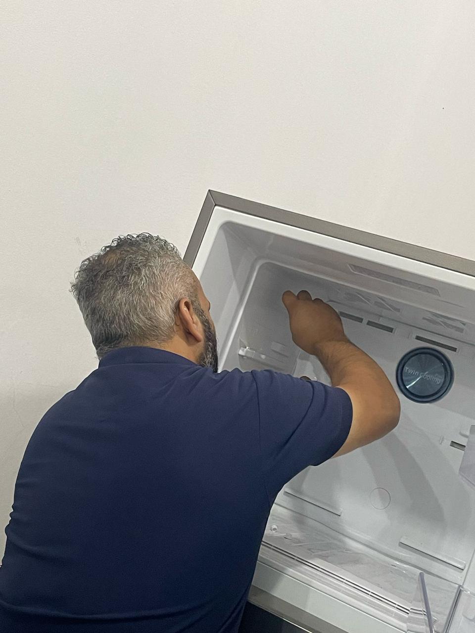 صيانة الثلاجات المنزلية